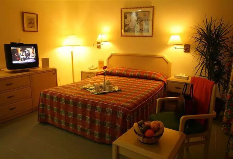 هتل Golden Tulip Aqaba