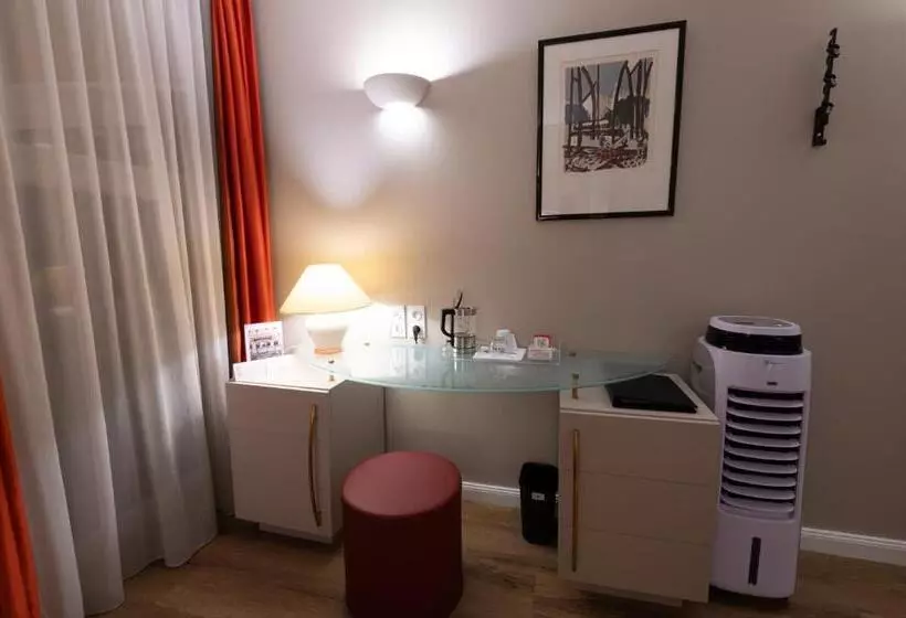 ホテル Grand Hôtel Du Tonneau D Or