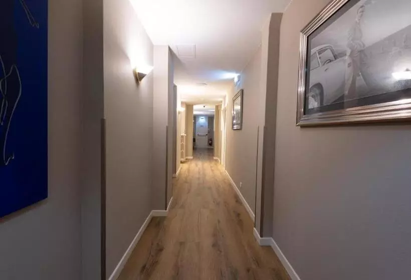 ホテル Grand Hôtel Du Tonneau D Or