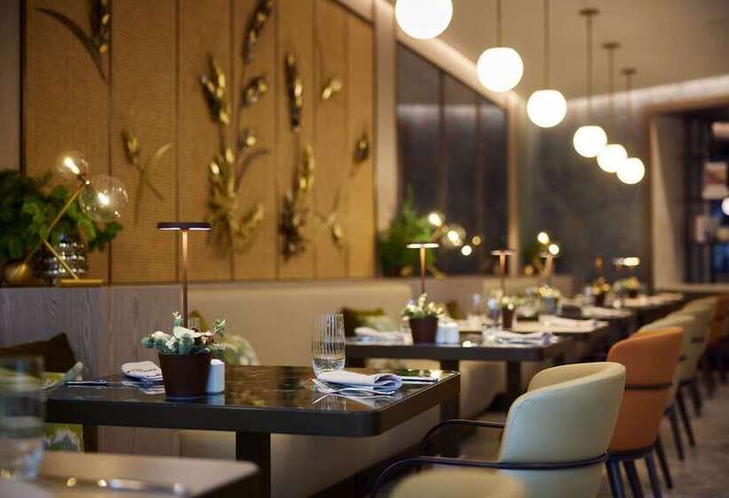 ホテル Hilton Sofia