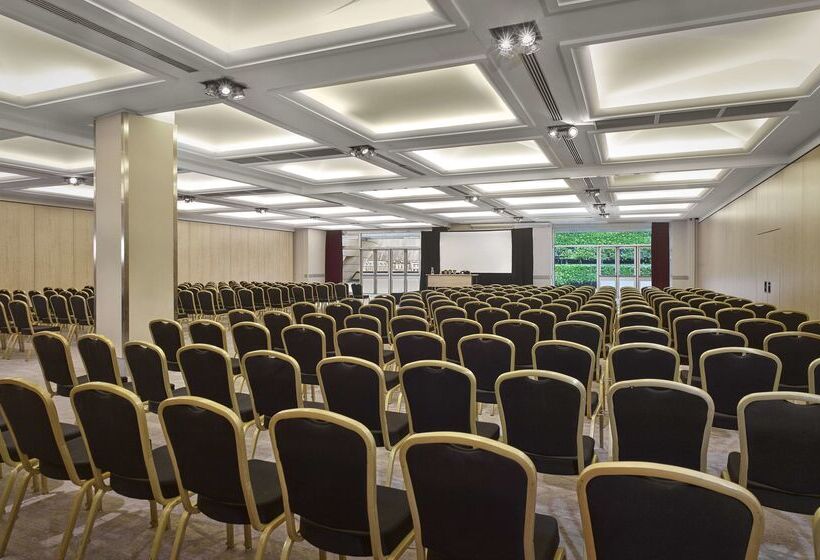 هتل Hyatt Regency Paris Etoile