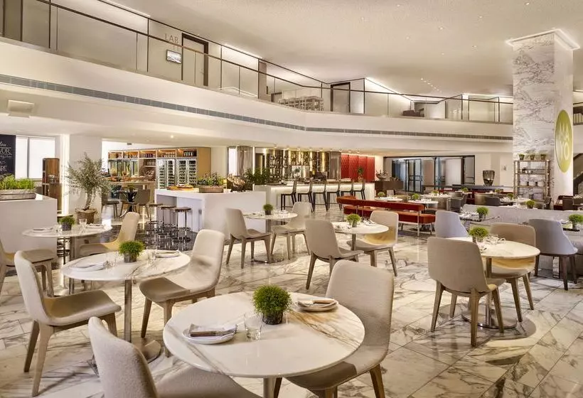 ホテル Hyatt Regency Paris Etoile