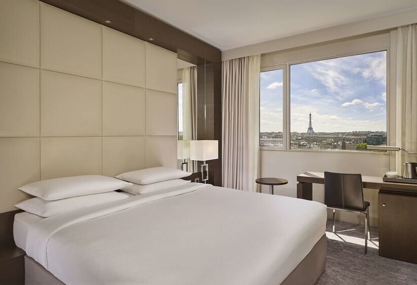 هتل Hyatt Regency Paris Etoile