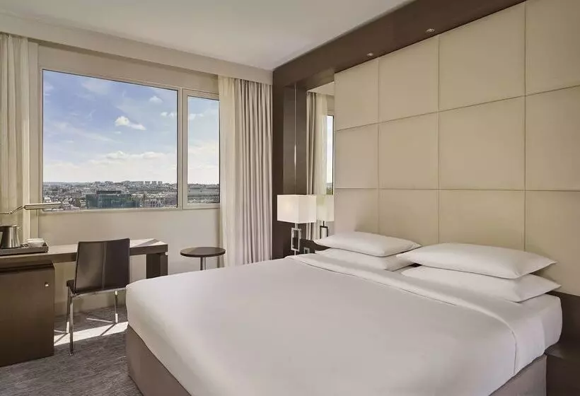 ホテル Hyatt Regency Paris Etoile
