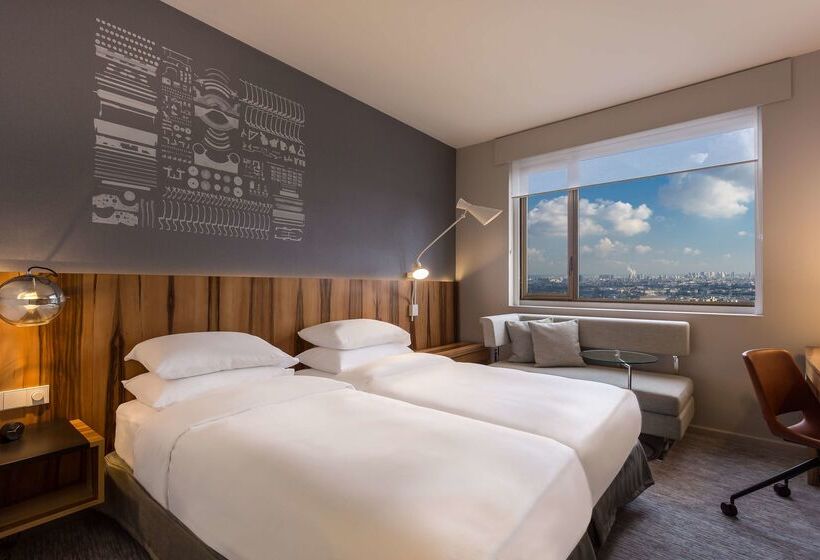 هتل Hyatt Regency Paris Etoile