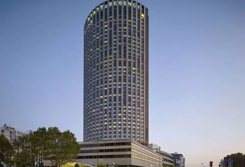 ホテル Hyatt Regency Paris Etoile