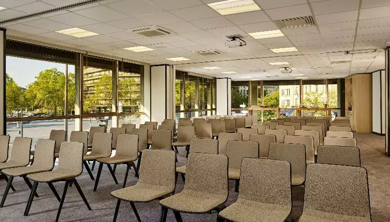 ホテル Hyatt Regency Paris Etoile