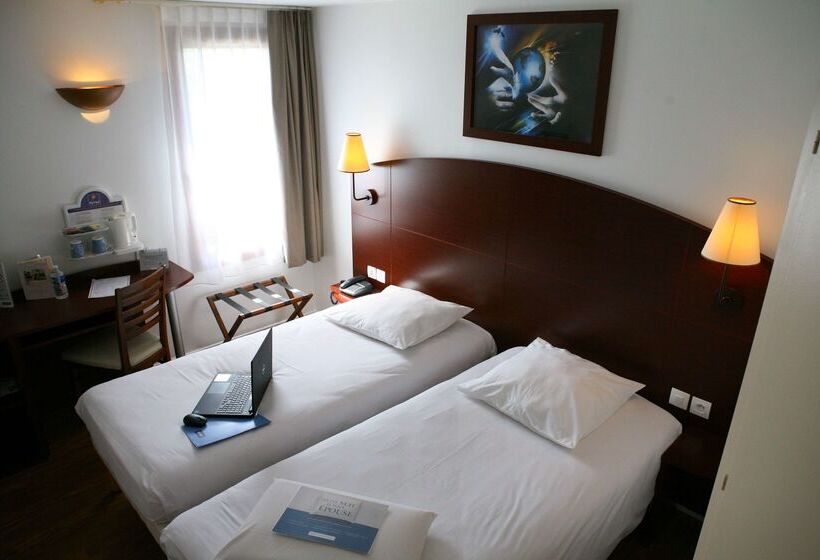 فندق Kyriad Chateauroux