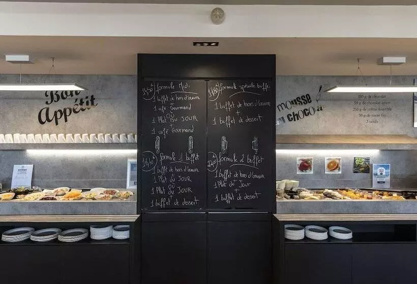 בית מלון כפרי Kyriad Chateauroux