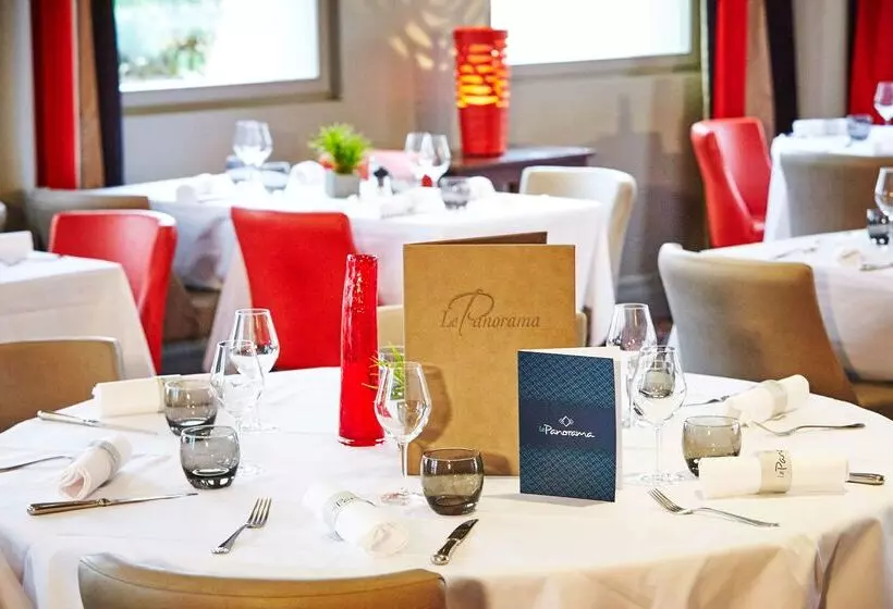 Отель Kyriad Prestige Beaune Le Panorama