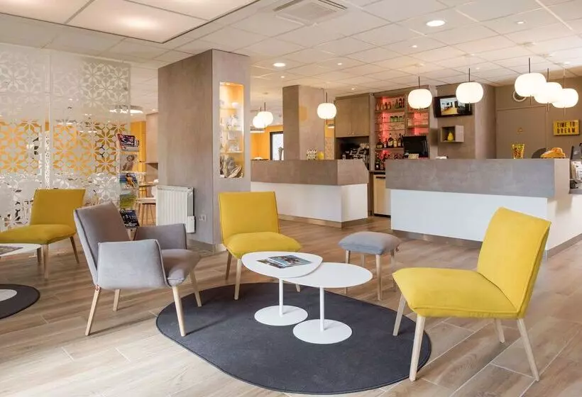 Отель Kyriad Saint Etienne Centre