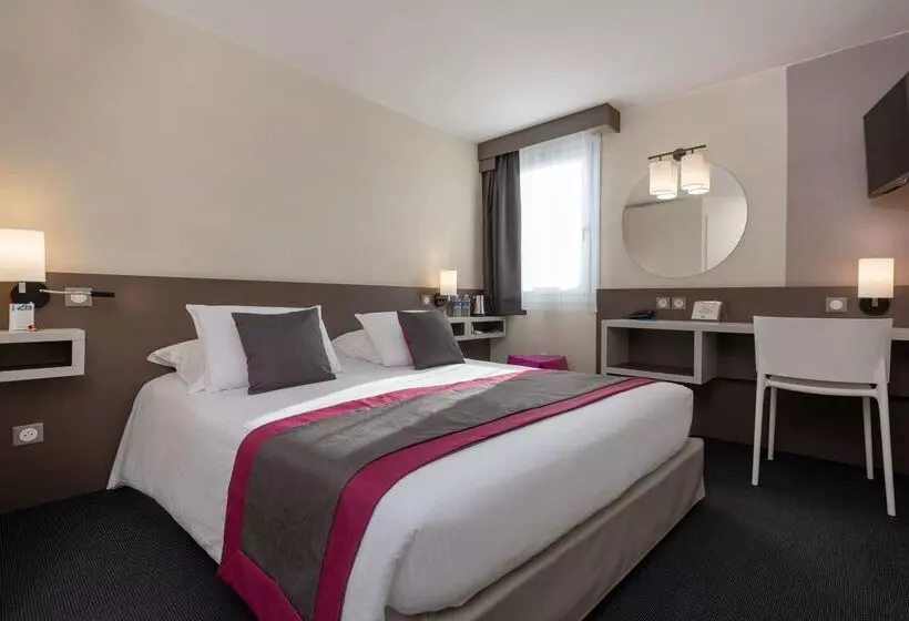 Отель Kyriad Saint Etienne Centre