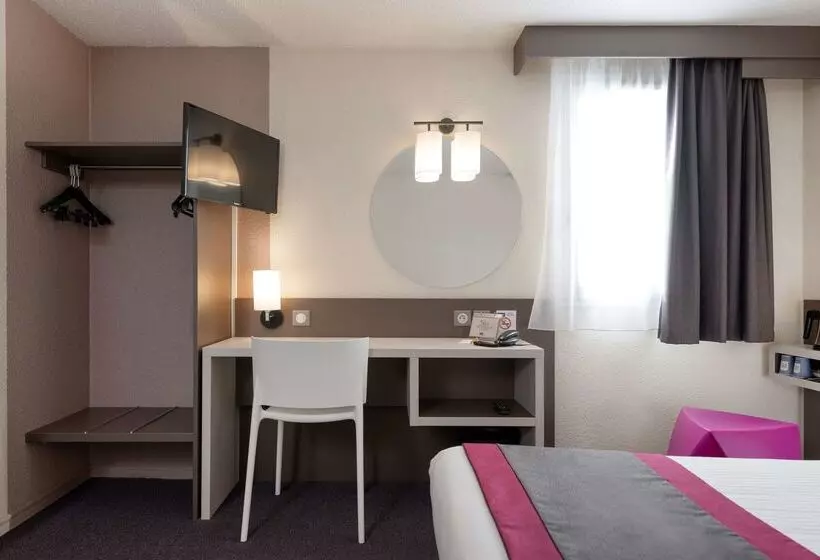 Отель Kyriad Saint Etienne Centre