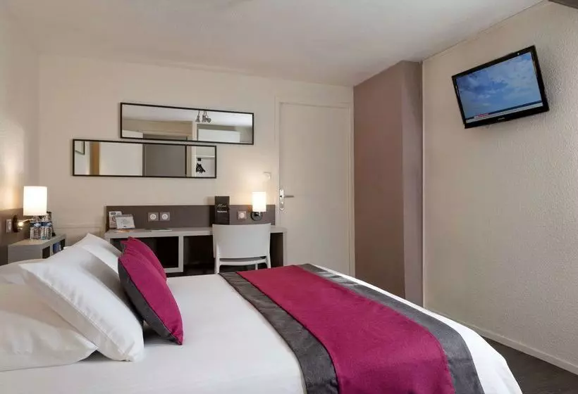 Отель Kyriad Saint Etienne Centre