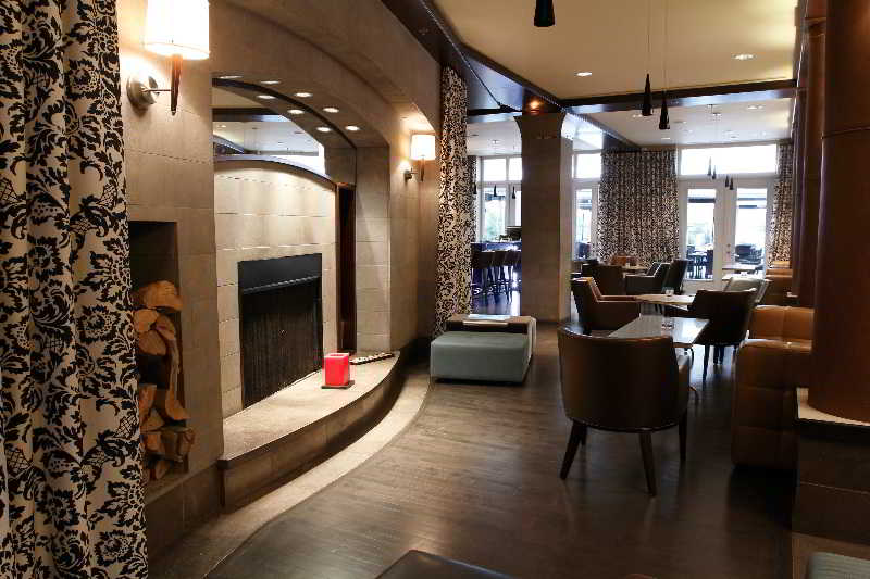 هتل Saint Sulpice Montréal