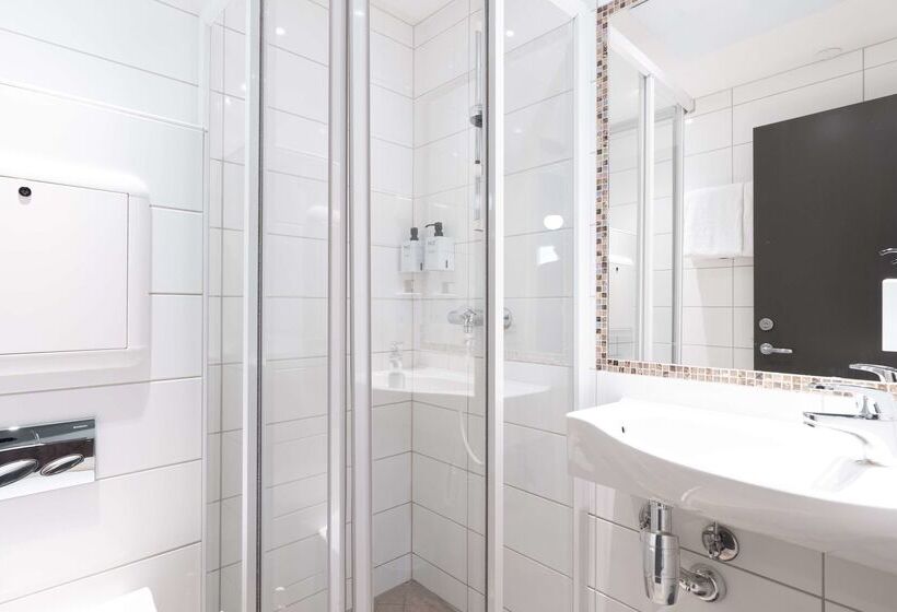 בית מלון כפרי Scandic Bergen City