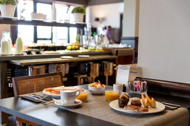 בית מלון כפרי Torremirona Golf & Spa