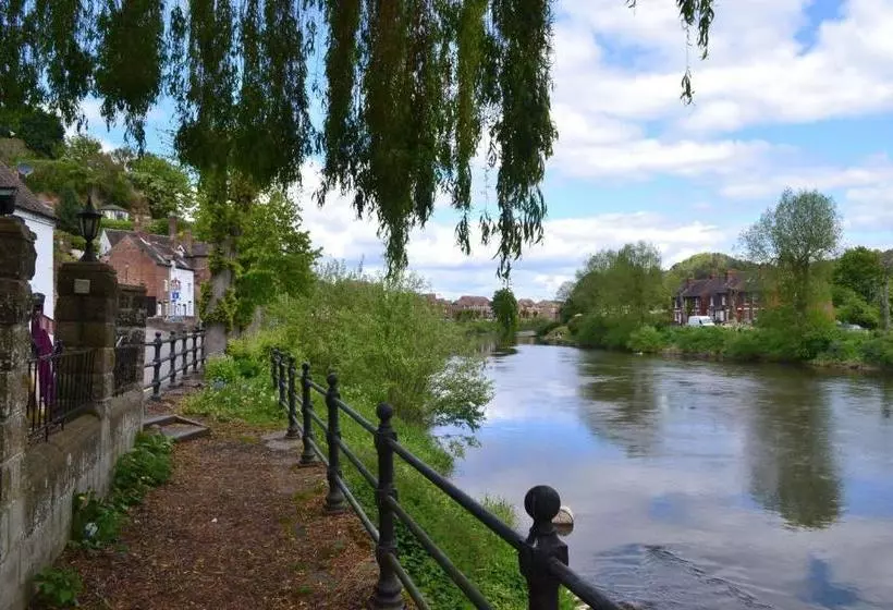 Отель The Severn Arms