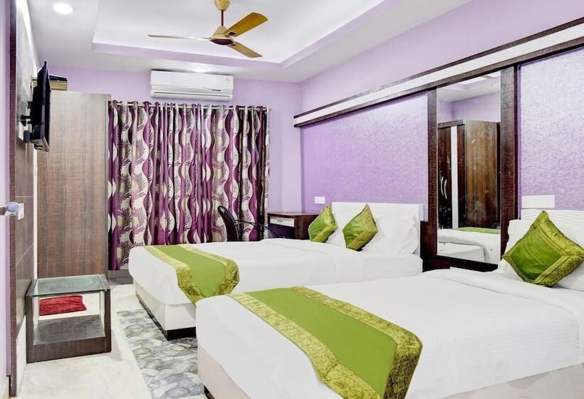 هتل Treebo Trip Sathi Residency