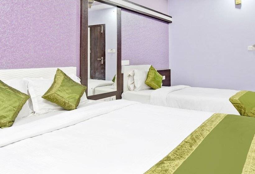 هتل Treebo Trip Sathi Residency