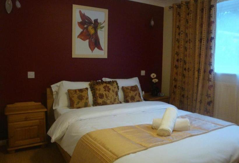 پانسیون Remarc Guest House