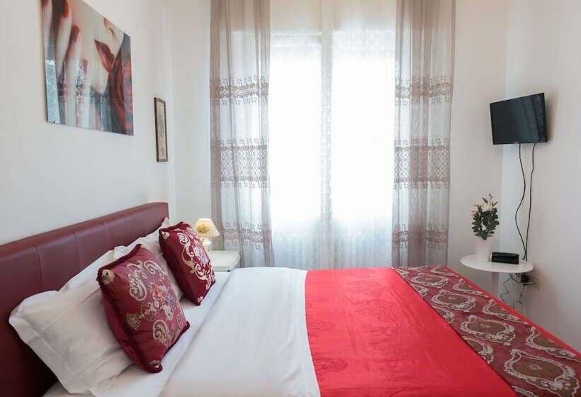 ホテル Ca  Rebeka Venice   Atika & Atif