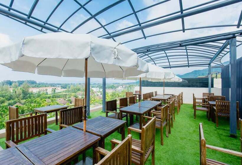 Hotel The Aristo Resort