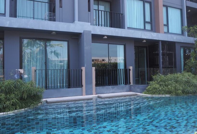 Hotel The Aristo Resort