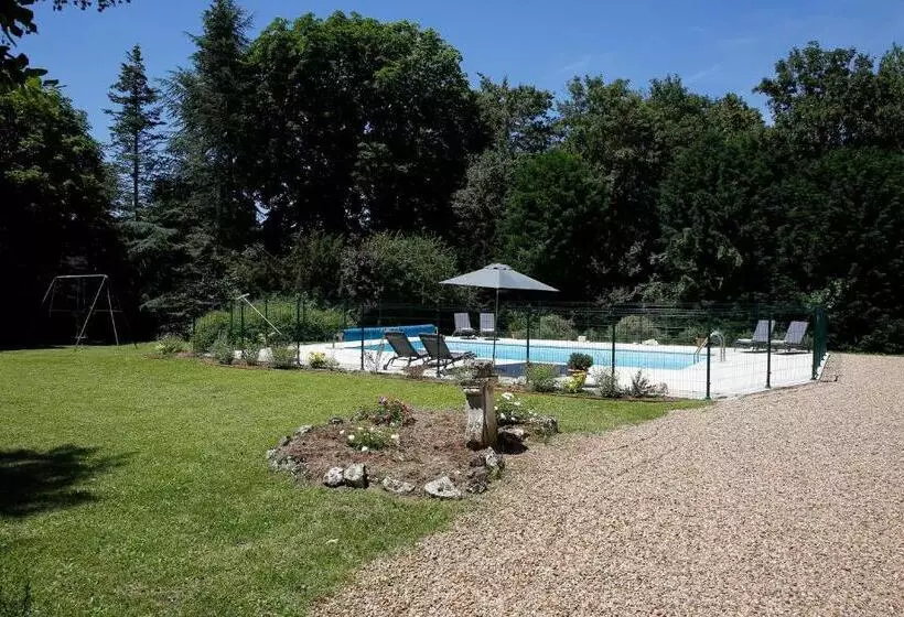 Aamiaismajoitus (B&B) Le Clos Des Péziers