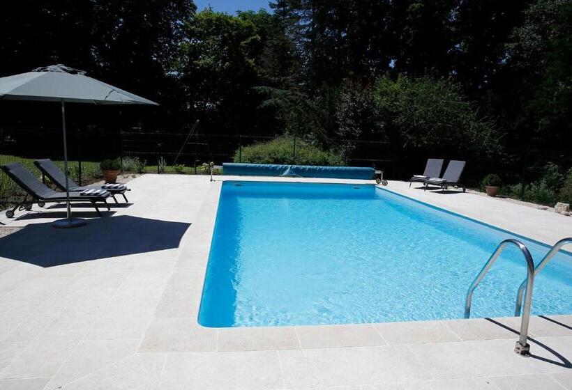 تختخواب و صبحانه Le Clos Des Péziers