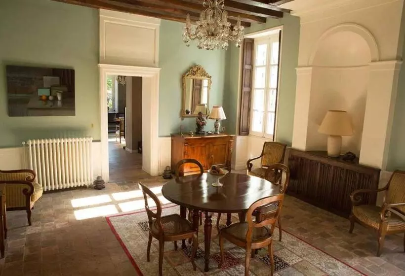 Aamiaismajoitus (B&B) Le Clos Des Péziers