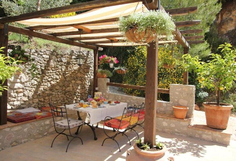 Отель Eremo Delle Fate