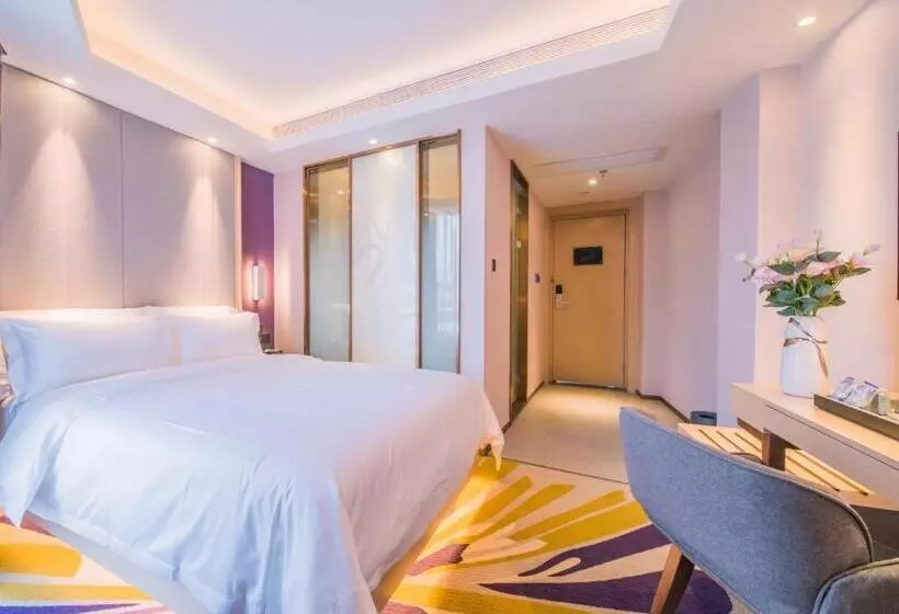 Lavande Hotels·zhuhai Qinglv Middle Road Opera House