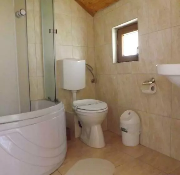 پانسیون Casa Mister