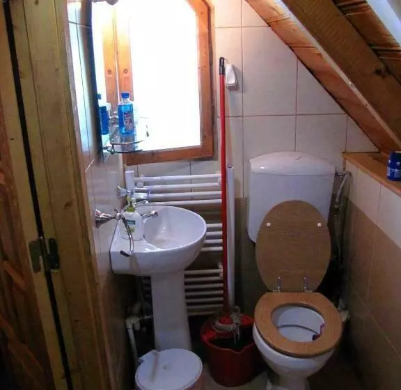 پانسیون Casa Oana