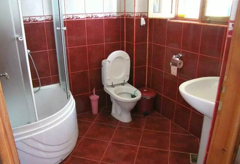 پانسیون Casa Oana