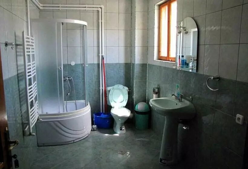 پانسیون Casa Oana