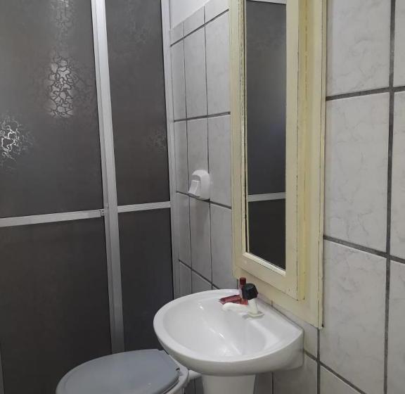 ペンション Pousada Anturio