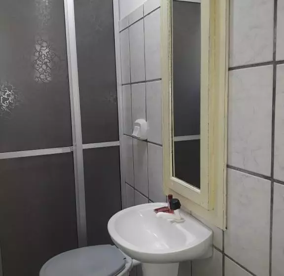 ペンション Pousada Anturio