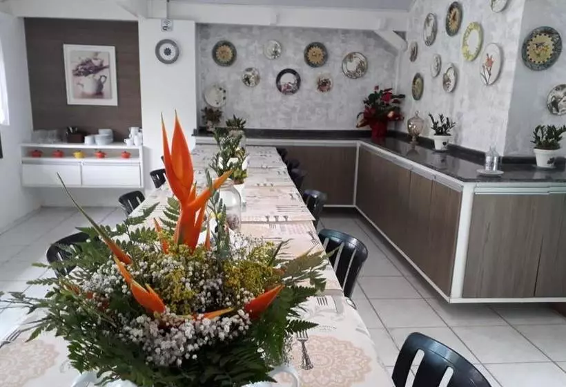 ペンション Pousada Anturio