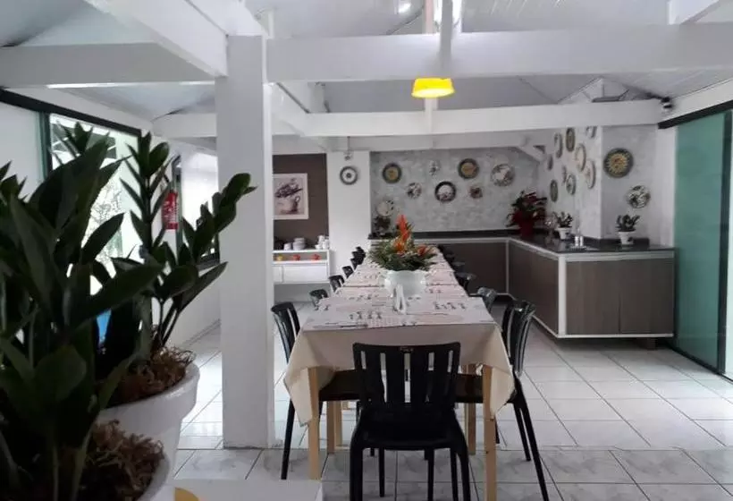 ペンション Pousada Anturio