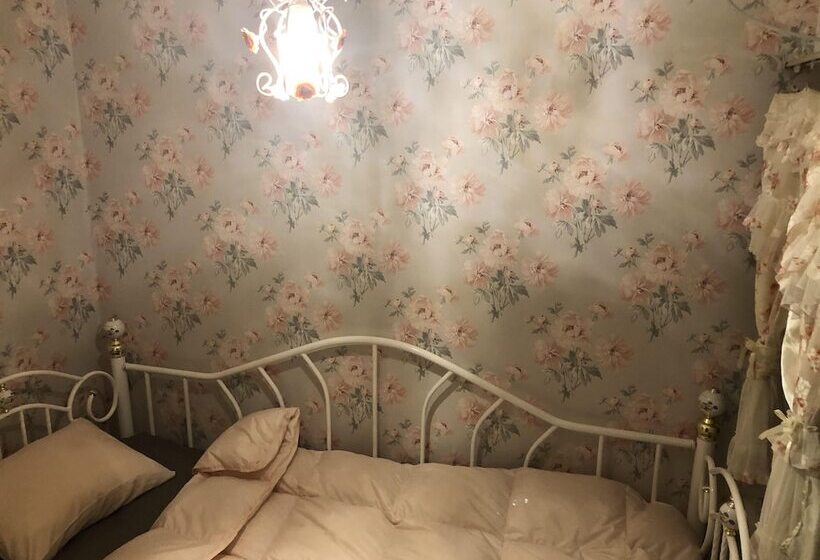 Sapporo Princess Hotel Hostel