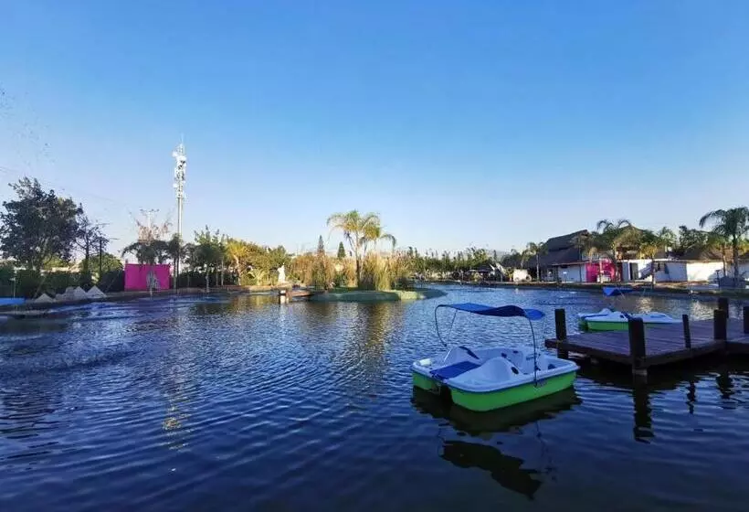 Casa Flores Hotel & Spa