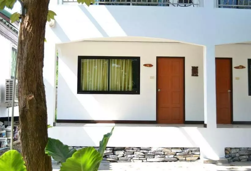 ホテル Benjaporn Bungalow