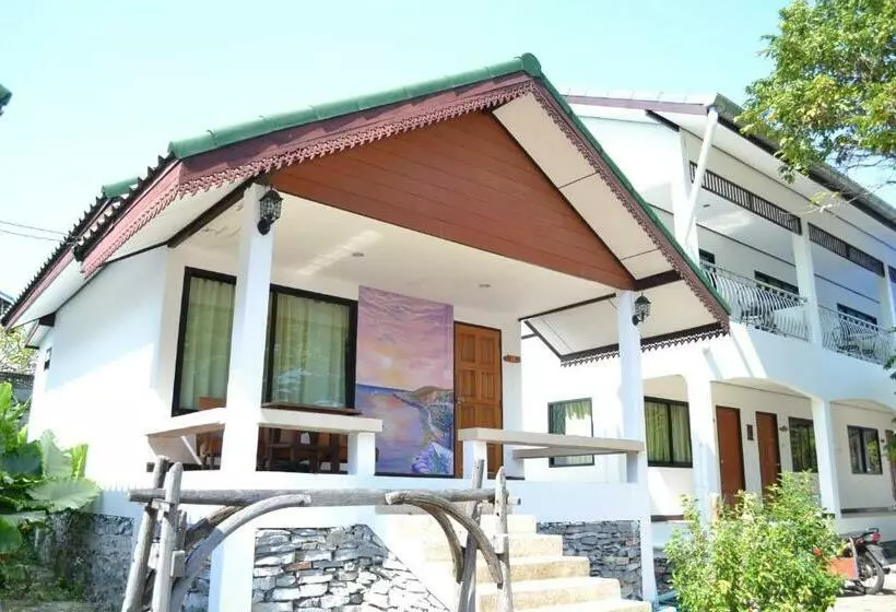 ホテル Benjaporn Bungalow