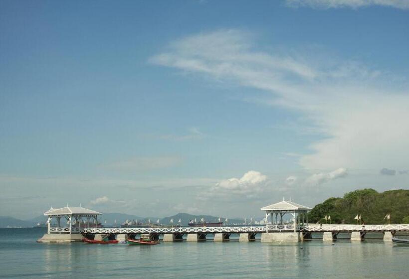 בית מלון כפרי Benjaporn Bungalow