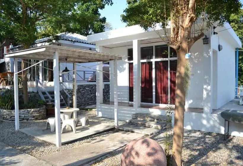 ホテル Benjaporn Bungalow