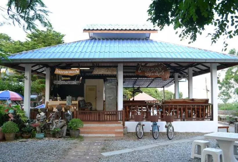 ホテル Benjaporn Bungalow