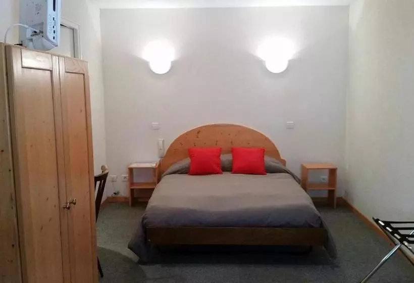 Hotelli Logis Ferme  De La Vrine