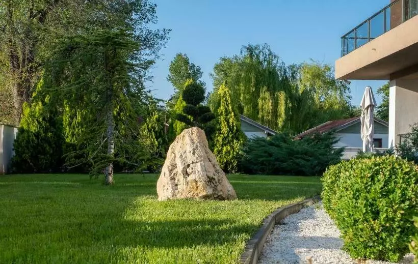 Hotel Vila Navona